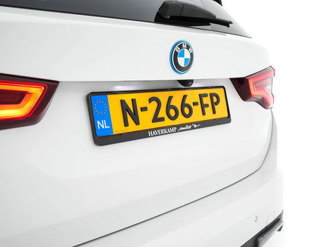 BMW iX3 High Executive 80 kWh {SOH-99%} [ 3-Fase ] (INCL.BTW) *PANO | HEAD-UP | ADAPTIVE-CRUISE | BLIND-SPOT | LUXURY-LEATHER | FULL-LED | HARMAN/KARDON | TOP-VIEW | MEMORY-PACK | AMBIENT-LIGHT | DIGI-COCKPIT | NAVI-FULLMAP | 20''ALU | TOWBAR
