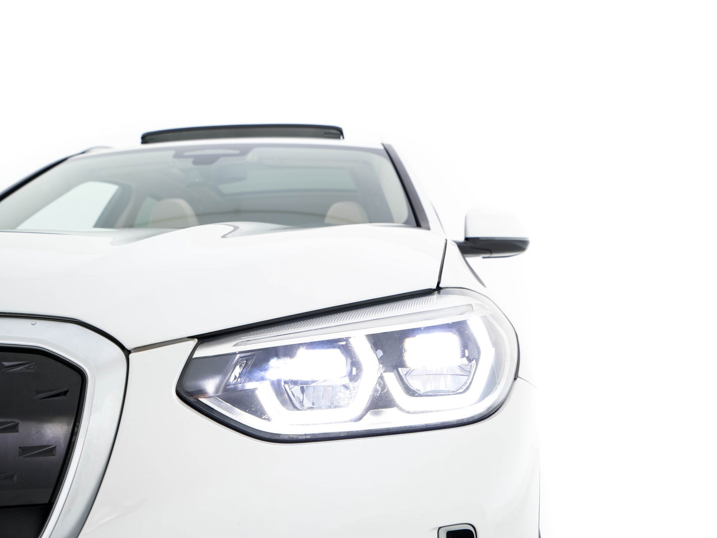 BMW iX3 High Executive 80 kWh {SOH-99%} [ 3-Fase ] (INCL.BTW) *PANO | HEAD-UP | ADAPTIVE-CRUISE | BLIND-SPOT | LUXURY-LEATHER | FULL-LED | HARMAN/KARDON | TOP-VIEW | MEMORY-PACK | AMBIENT-LIGHT | DIGI-COCKPIT | NAVI-FULLMAP | 20''ALU | TOWBAR