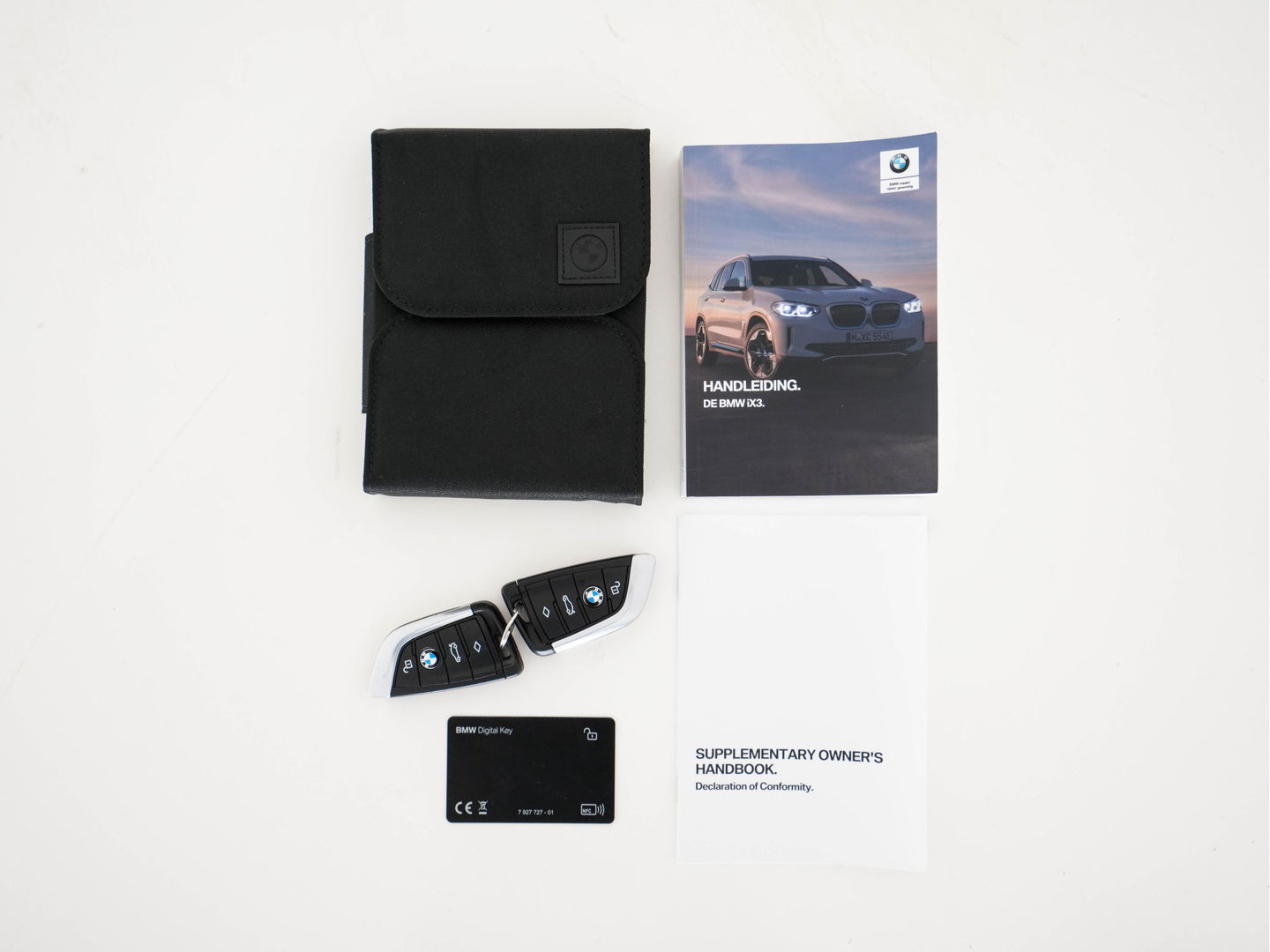 BMW iX3 High Executive 80 kWh {SOH-99%} [ 3-Fase ] (INCL.BTW) *PANO | HEAD-UP | ADAPTIVE-CRUISE | BLIND-SPOT | LUXURY-LEATHER | FULL-LED | HARMAN/KARDON | TOP-VIEW | MEMORY-PACK | AMBIENT-LIGHT | DIGI-COCKPIT | NAVI-FULLMAP | 20''ALU | TOWBAR