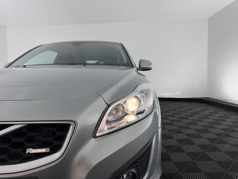 Volvo C30 1.6 D2 R-Edition *LEATHER-FABRIC | SPORT-SEATS | ECC | PDC | CRUISE | 17''ALU | TOWBAR*