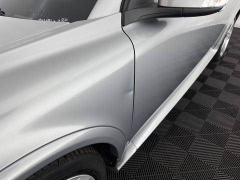 Volvo C30 1.6 D2 R-Edition *LEATHER-FABRIC | SPORT-SEATS | ECC | PDC | CRUISE | 17''ALU | TOWBAR*