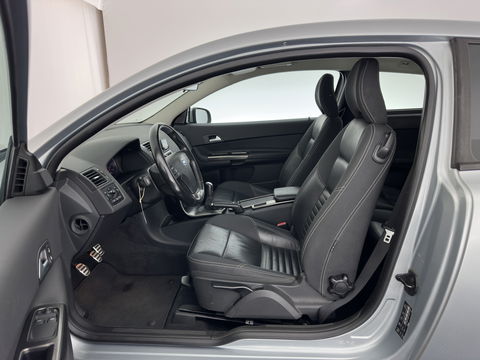 Volvo C30 1.6 D2 R-Edition *LEATHER-FABRIC | SPORT-SEATS | ECC | PDC | CRUISE | 17''ALU | TOWBAR*