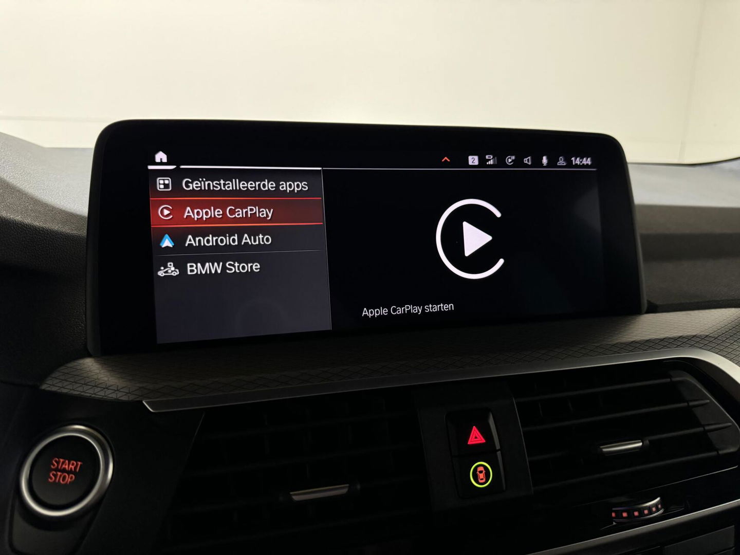 BMW X3 xDrive30e M-Sport Pano Leer Camera HUD Trekh. Sfeer NAP