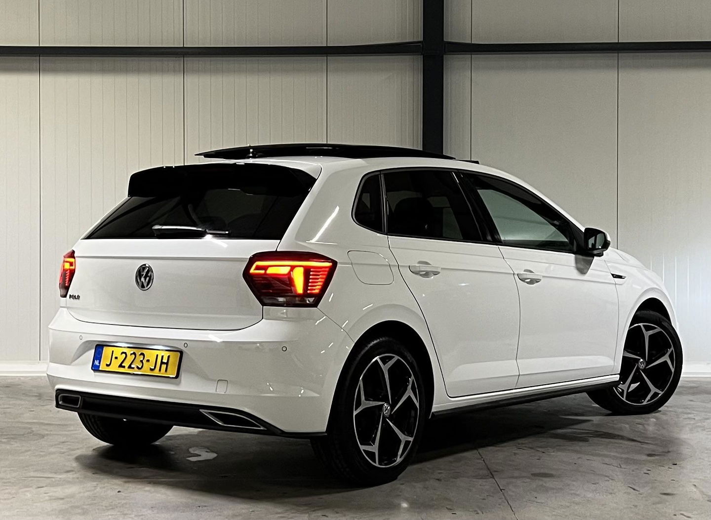 Volkswagen Polo 1.0 TSI DSG 2X R-line Pano Virtual LED Sfeer