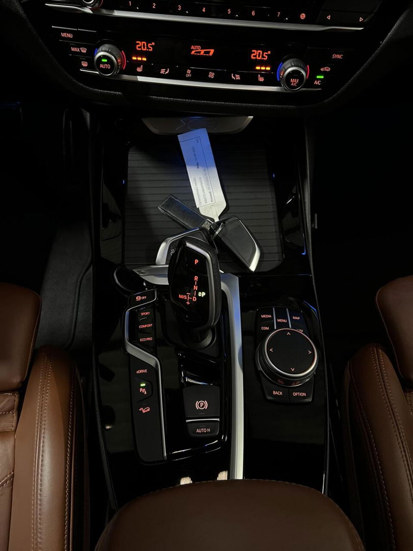 BMW X3 xDrive30e High Executive M-sport Pano Trekhaak Camera