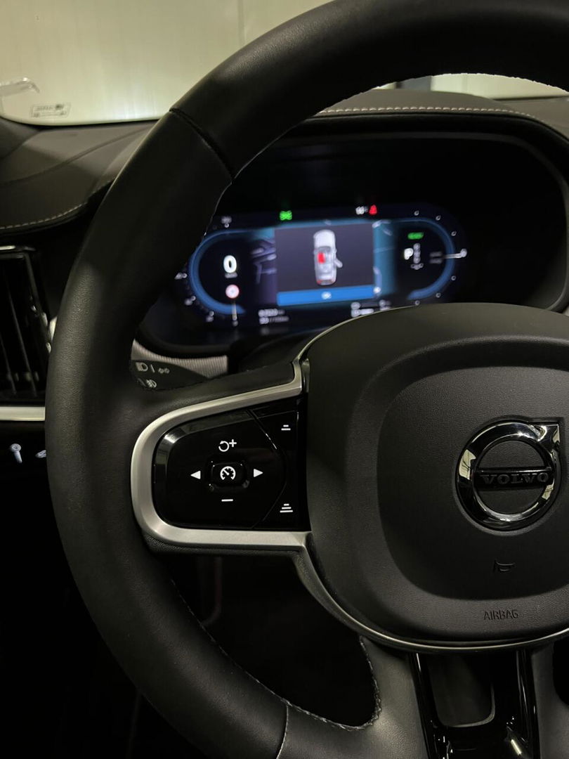 Volvo V90 2.0 T6 AWD R-Design Dark Pano Groot Accupakket NAP