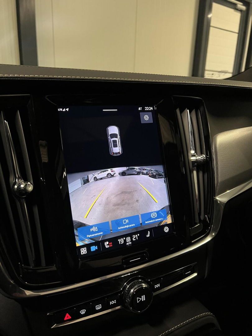 Volvo V90 2.0 T6 AWD R-Design Dark Pano Groot Accupakket NAP