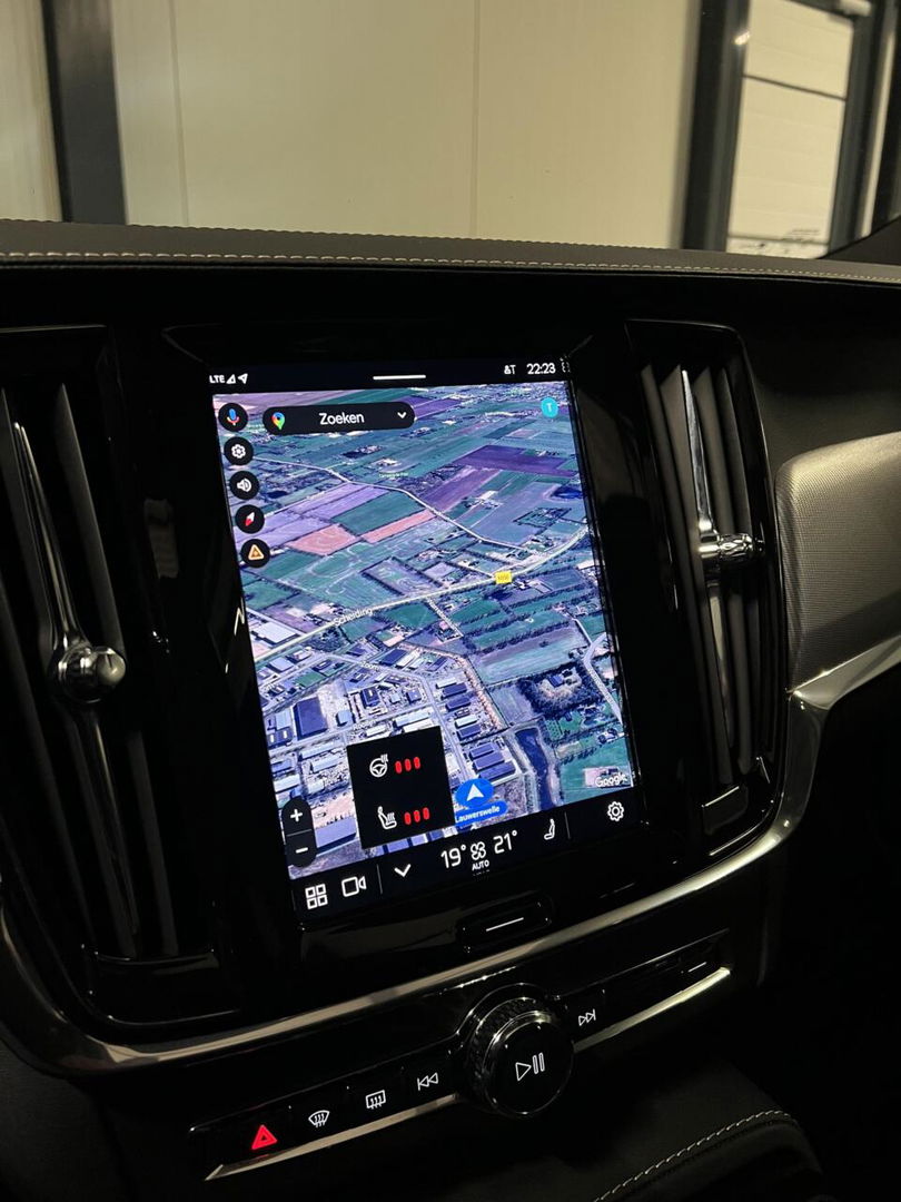 Volvo V90 2.0 T6 AWD R-Design Dark Pano Groot Accupakket NAP