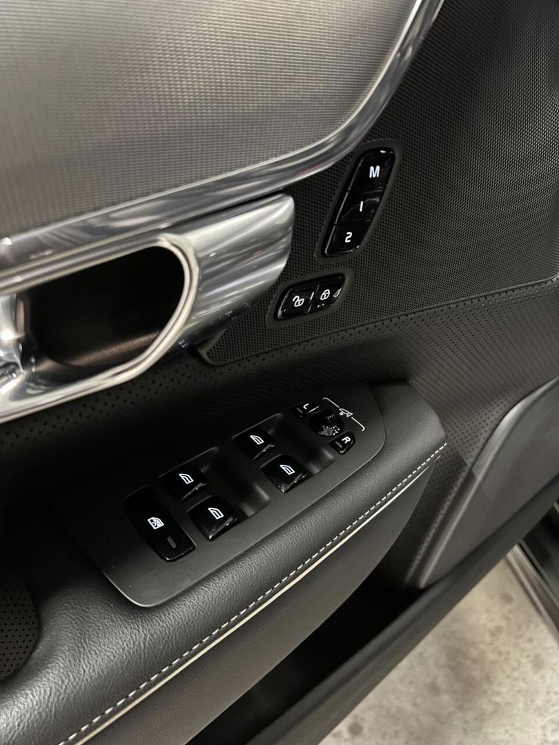 Volvo V90 2.0 T6 AWD R-Design Dark Pano Virtual Trekhaak NAP