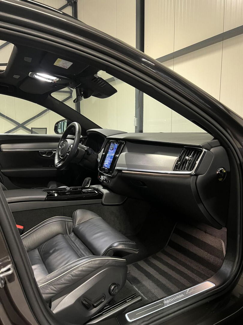Volvo V90 2.0 T6 AWD R-Design Dark Pano Groot Accupakket NAP