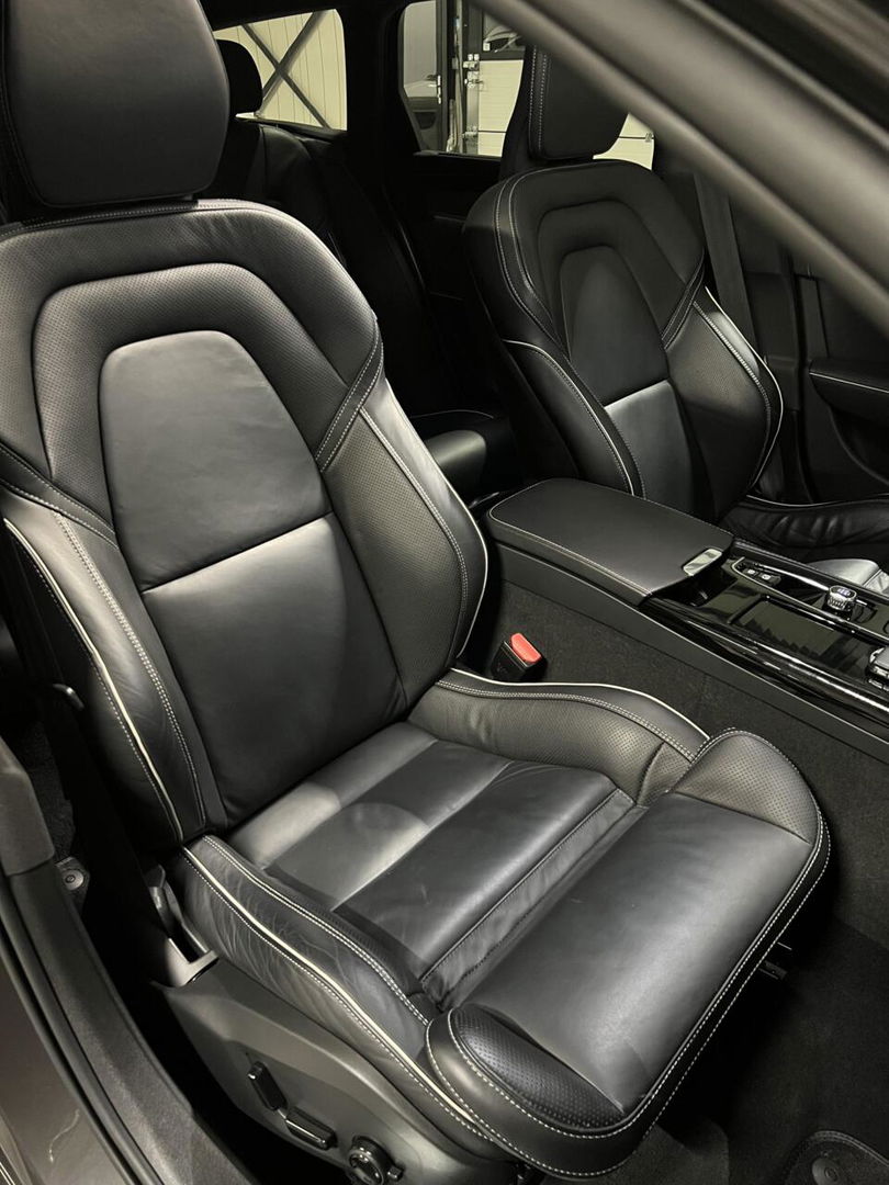 Volvo V90 2.0 T6 AWD R-Design Dark Pano Virtual Trekhaak NAP