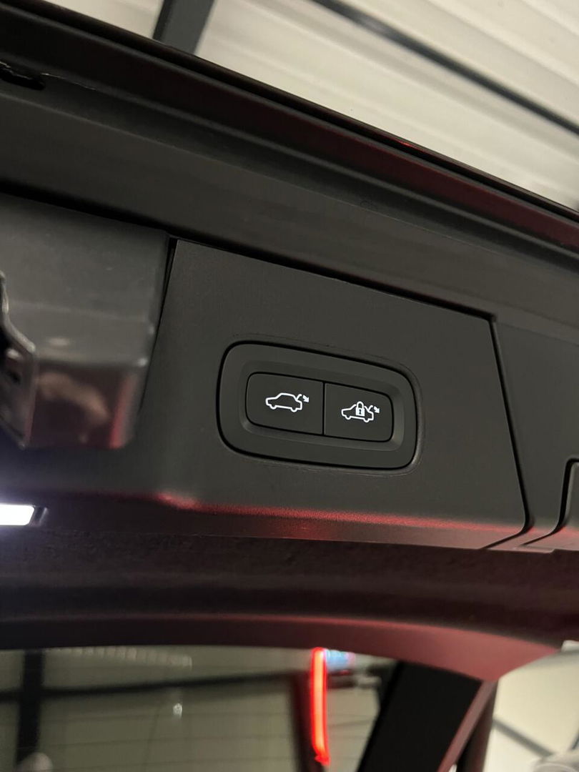 Volvo V90 2.0 T6 AWD R-Design Dark Pano Virtual Trekhaak NAP