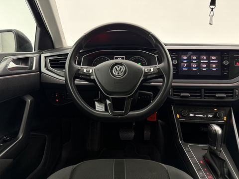 Volkswagen Polo 1.0 TSI Highline | Carplay | DSG | Parkeersens. | Clima | LED