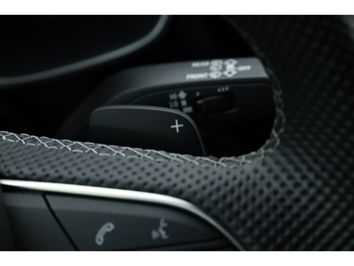 Audi Q3 Sportback 45 TFSI e 2x S Line | Elek. Trekhaak | Camera | Navi | Stoelverw. | Adapt. Cruise | Keyless | 19''