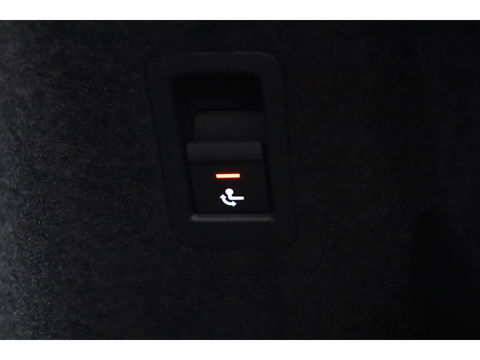 Audi Q3 Sportback 45 TFSI e 2x S Line | Elek. Trekhaak | Camera | Navi | Stoelverw. | Adapt. Cruise | Keyless | 19''