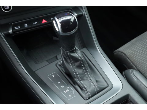 Audi Q3 Sportback 45 TFSI e 2x S Line | Elek. Trekhaak | Camera | Navi | Stoelverw. | Adapt. Cruise | Keyless | 19''