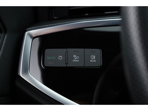 Audi Q3 Sportback 45 TFSI e 2x S Line | Elek. Trekhaak | Camera | Navi | Stoelverw. | Adapt. Cruise | Keyless | 19''