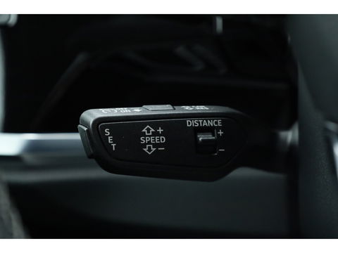 Audi Q3 Sportback 45 TFSI e 2x S Line | Elek. Trekhaak | Camera | Navi | Stoelverw. | Adapt. Cruise | Keyless | 19''