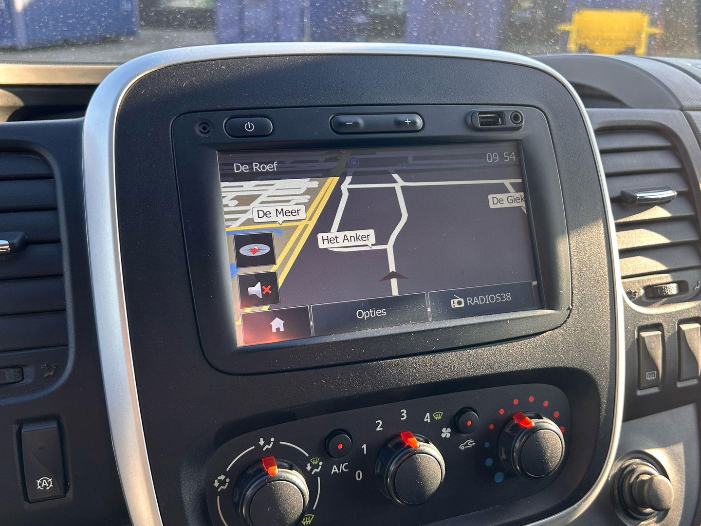 Renault Trafic 1.6 dCi 120pk T29 L2H1 MARGE | Leder | Sidesteps | Formula Sport |