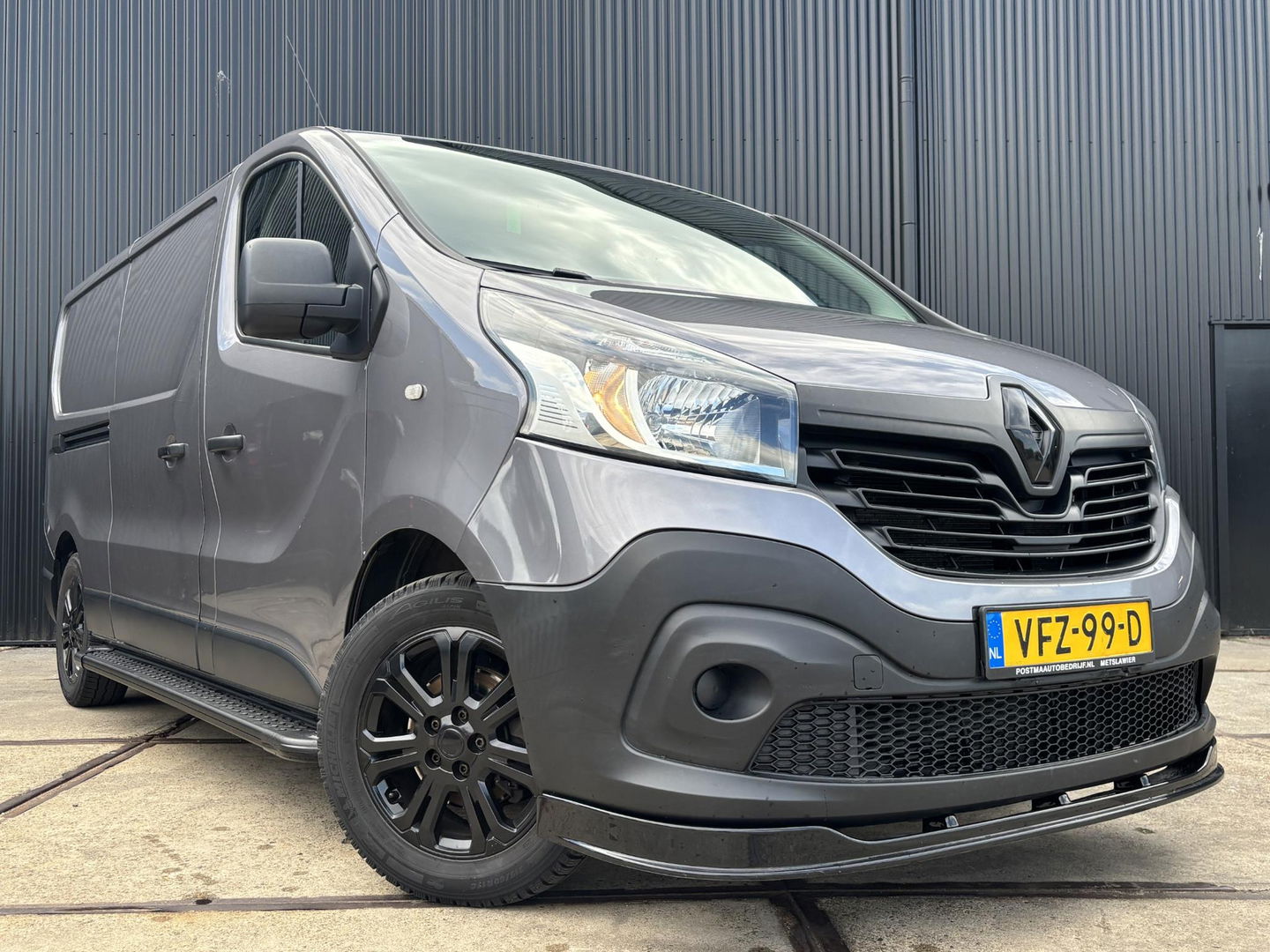 Renault Trafic 1.6 dCi 120pk T29 L2H1 MARGE | Leder | Sidesteps | Formula Sport |