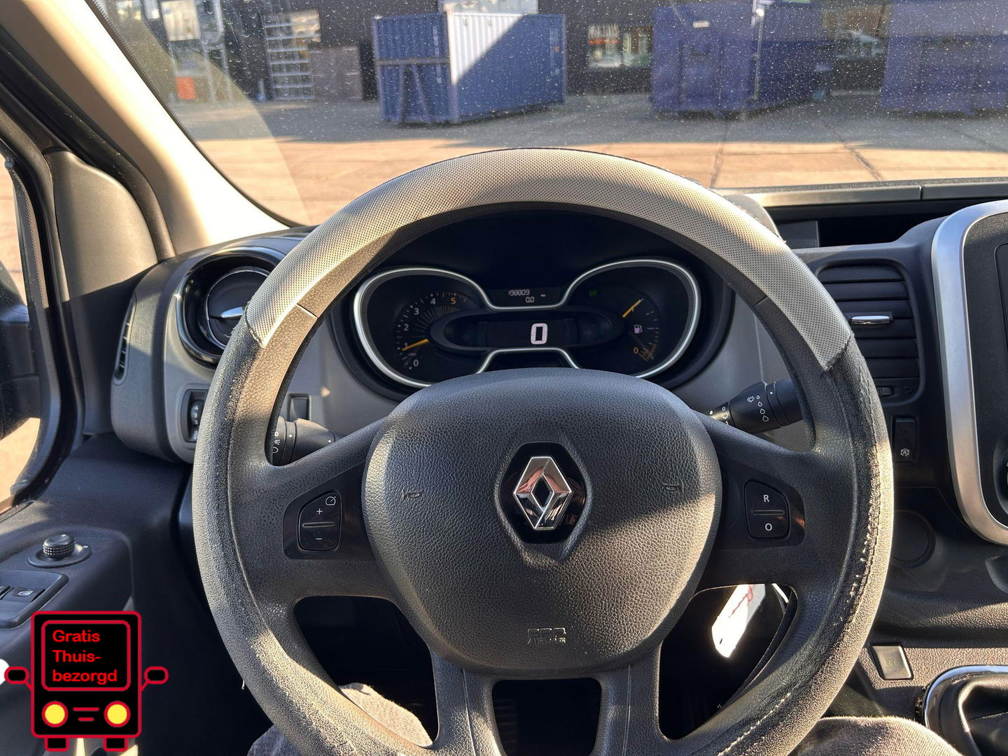 Renault Trafic 1.6 dCi 120pk T29 L2H1 MARGE | Leder | Sidesteps | Formula Sport |