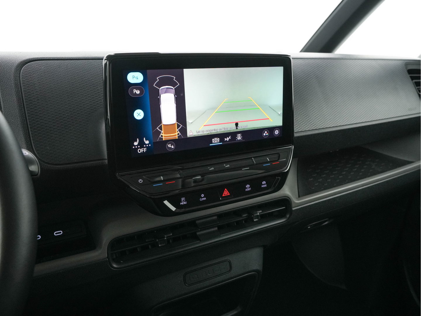 Volkswagen ID. Buzz Cargo 77 kWh [ 3-Fase ] {SOH-90%} *FULL-LED | ADAPTIVE-CRUISE | LANE-ASSIST | KEYLESS | DAB+ | CAMERA | DIGI-COCKPIT | NAVI-FULLMAP | HEATED-COMFORTSEATS | CCS-FASTLOADER | LANE-ASSIST | TOWBAR | 20"ALU*