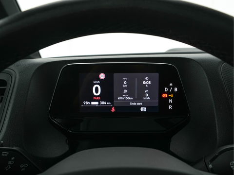 Volkswagen ID. Buzz Cargo 77 kWh [ 3-Fase ] {SOH-90%} *FULL-LED | ADAPTIVE-CRUISE | LANE-ASSIST | KEYLESS | DAB+ | CAMERA | DIGI-COCKPIT | NAVI-FULLMAP | HEATED-COMFORTSEATS | CCS-FASTLOADER | LANE-ASSIST | TOWBAR | 20"ALU*
