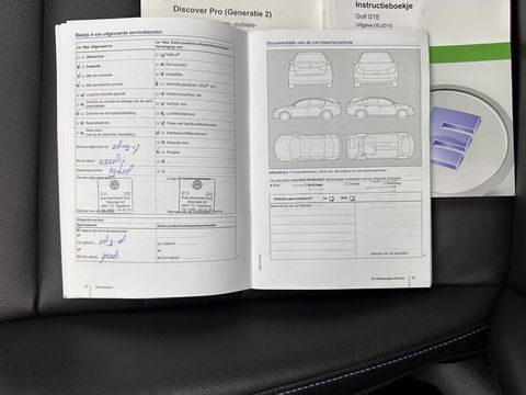 Volkswagen Golf 1.4 TSI GTE Executive-Plus-Pack Aut. *PANO | FULL-LED | LUXURY-LEATHER | LANE-ASSIST | BLIND-SPOT | ADAPTIVE-CRUISE | CAMERA | DAB | NAVI-FULLMAP | ECC | SHIFT-PADDLES | PDC | HEATED-SPORTSEATS | PRIVACY-GLASS | 18"ALU*