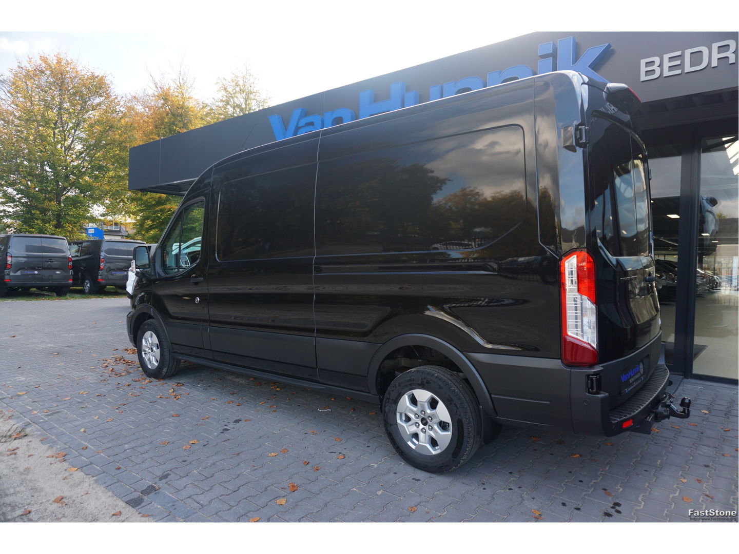 Ford Transit 350L L3H2 Limited AUT-10 RWD 165PK BPM VRIJ Navi, Adap. Cruise, 360° Cam, 3.5T Trekhaak!! NR. A198