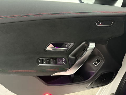 Mercedes-Benz CLA-Klasse Shooting brake 250 e AMG Night | Pano | Sfeerverl. | Burmester | Virtual | Camera | Trekh. | Carplay | Adaptive Cruise