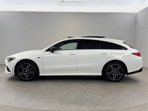 Mercedes-Benz CLA-Klasse Shooting brake 250 e AMG Night | Pano | Sfeerverl. | Burmester | Virtual | Camera | Trekh. | Carplay | Adaptive Cruise