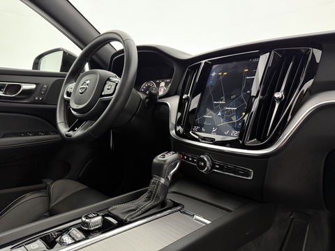 Volvo V60 2.0 T4 R-Design | 191PK | Pano |  LED | Virtual | Memory | Stoelverw. | Camera | Carplay | Cruise