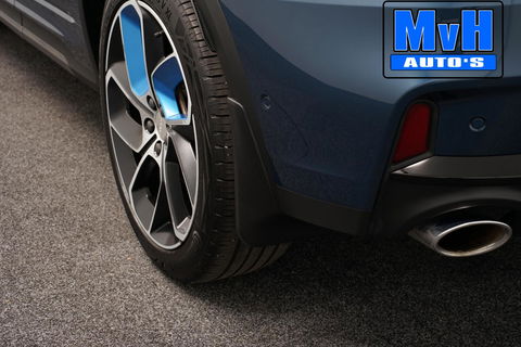 Lynk & Co 01 1.5 Plug-in Hybride|262PK|TREKHAAK|CAMERA|NAP