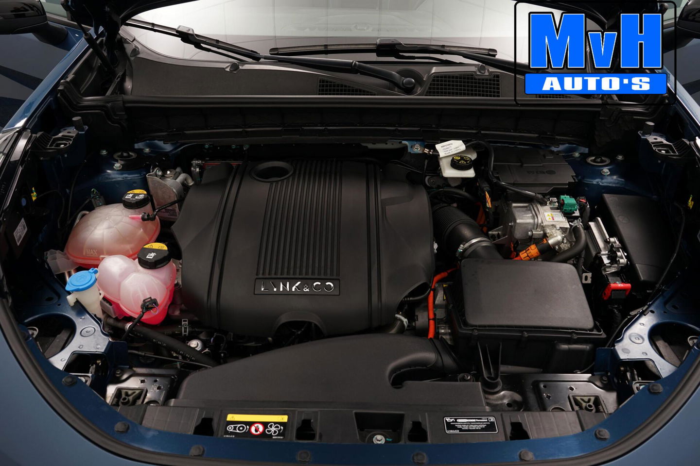 Lynk & Co 01 1.5 Plug-in Hybride|262PK|TREKHAAK|CAMERA|NAP