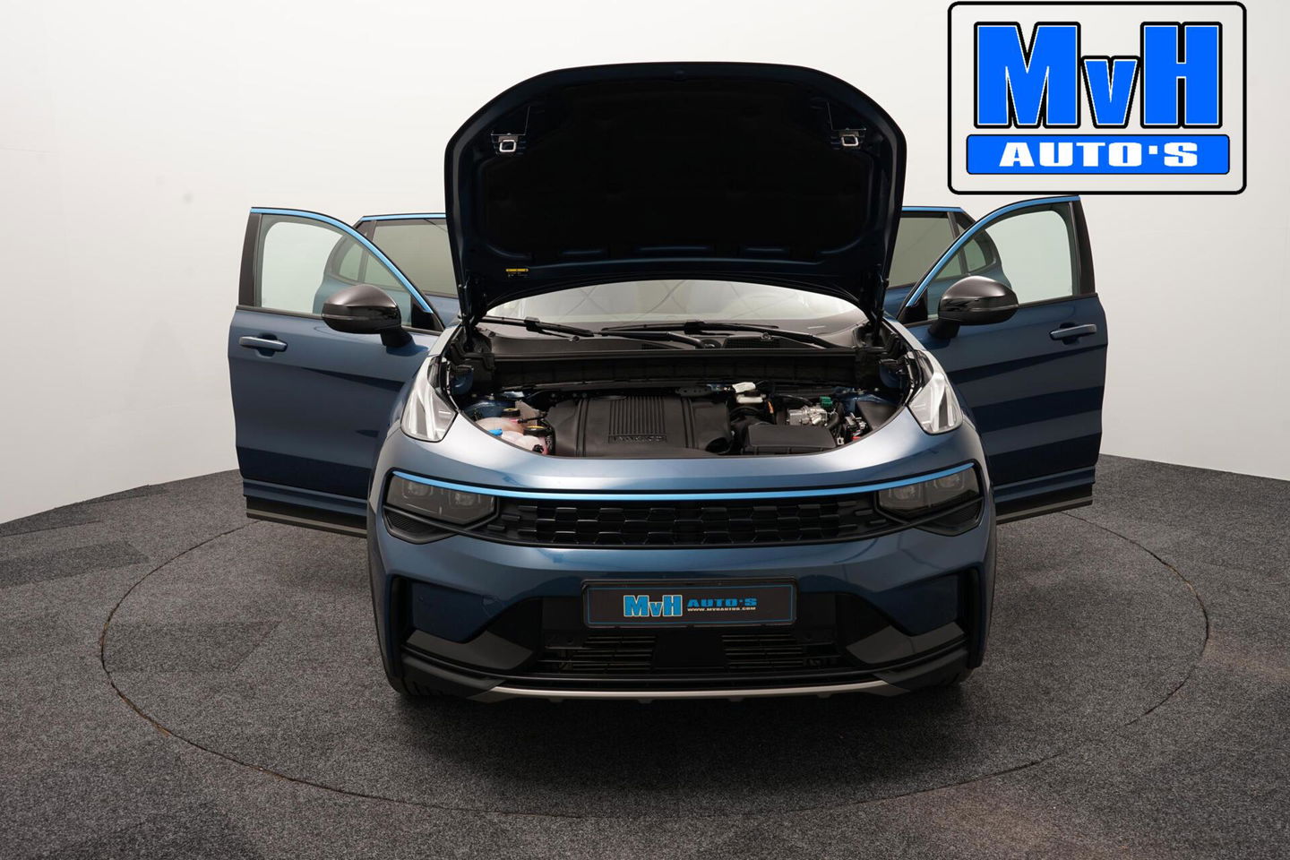 Lynk & Co 01 1.5 Plug-in Hybride|262PK|TREKHAAK|CAMERA|NAP