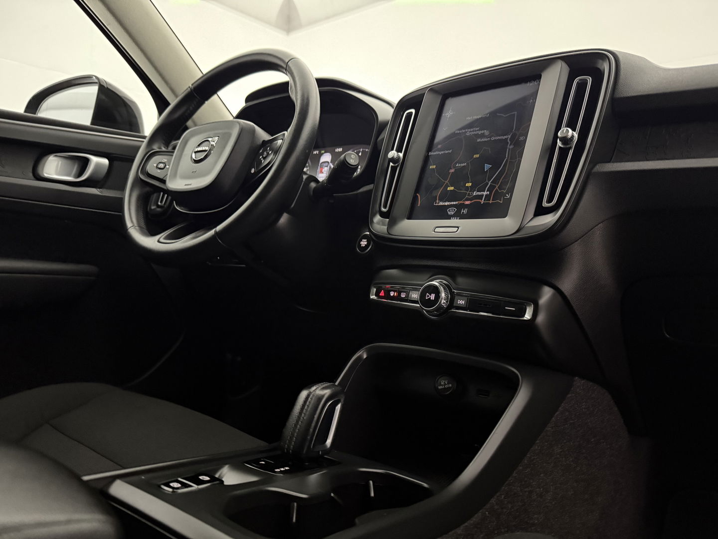 Volvo XC40 1.5 T3 | Virtual | Camera | Trekh. | LED | Cruise | Navi | Parkeersens.