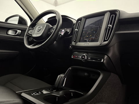 Volvo XC40 1.5 T3 | Virtual | Camera | Trekh. | LED | Cruise | Navi | Parkeersens.