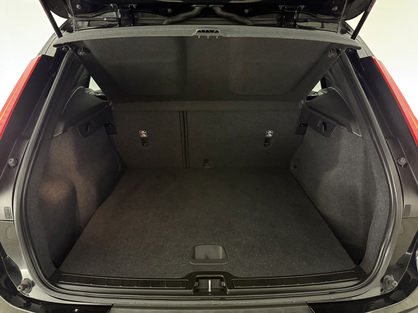 Volvo XC40 1.5 T3 | Virtual | Camera | Trekh. | LED | Cruise | Navi | Parkeersens.