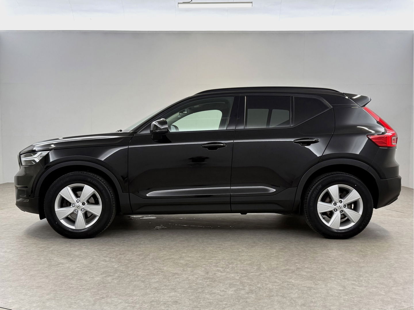 Volvo XC40 1.5 T3 | Virtual | Camera | Trekh. | LED | Cruise | Navi | Parkeersens.