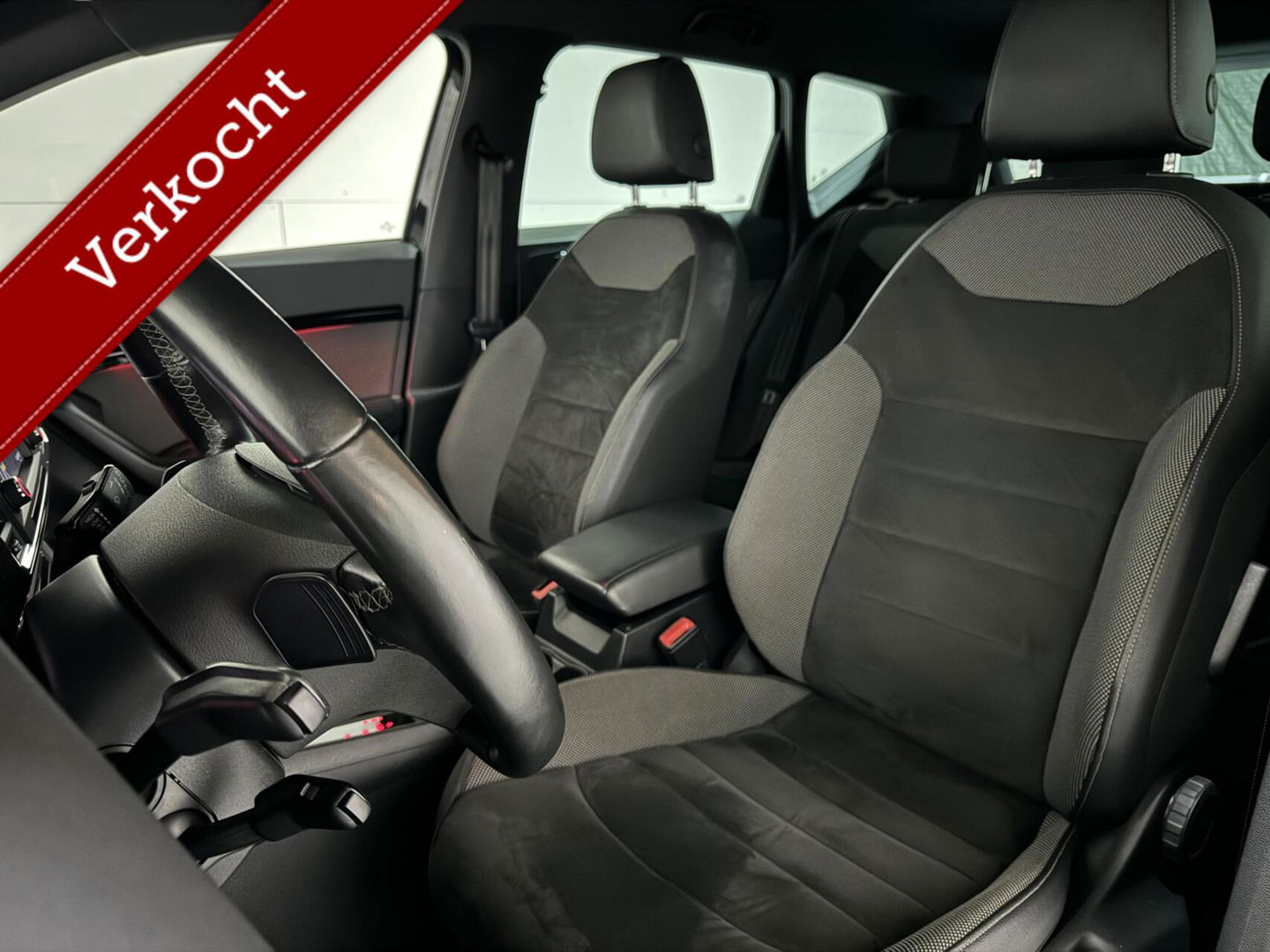 SEAT Ateca 1.5 TSI Xcellence ACC CarPlay DSG Camera Trekh. Stoelverwar.