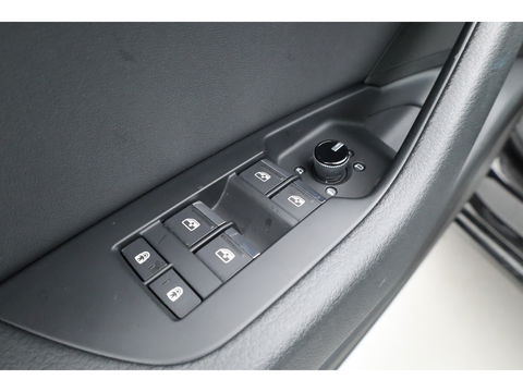 Audi A6 Avant 40 TDI quattroS Line | Elek. Trekhaak | Standkachel | Adapt. Cruise | 360cam | 2000kg Trekgewicht