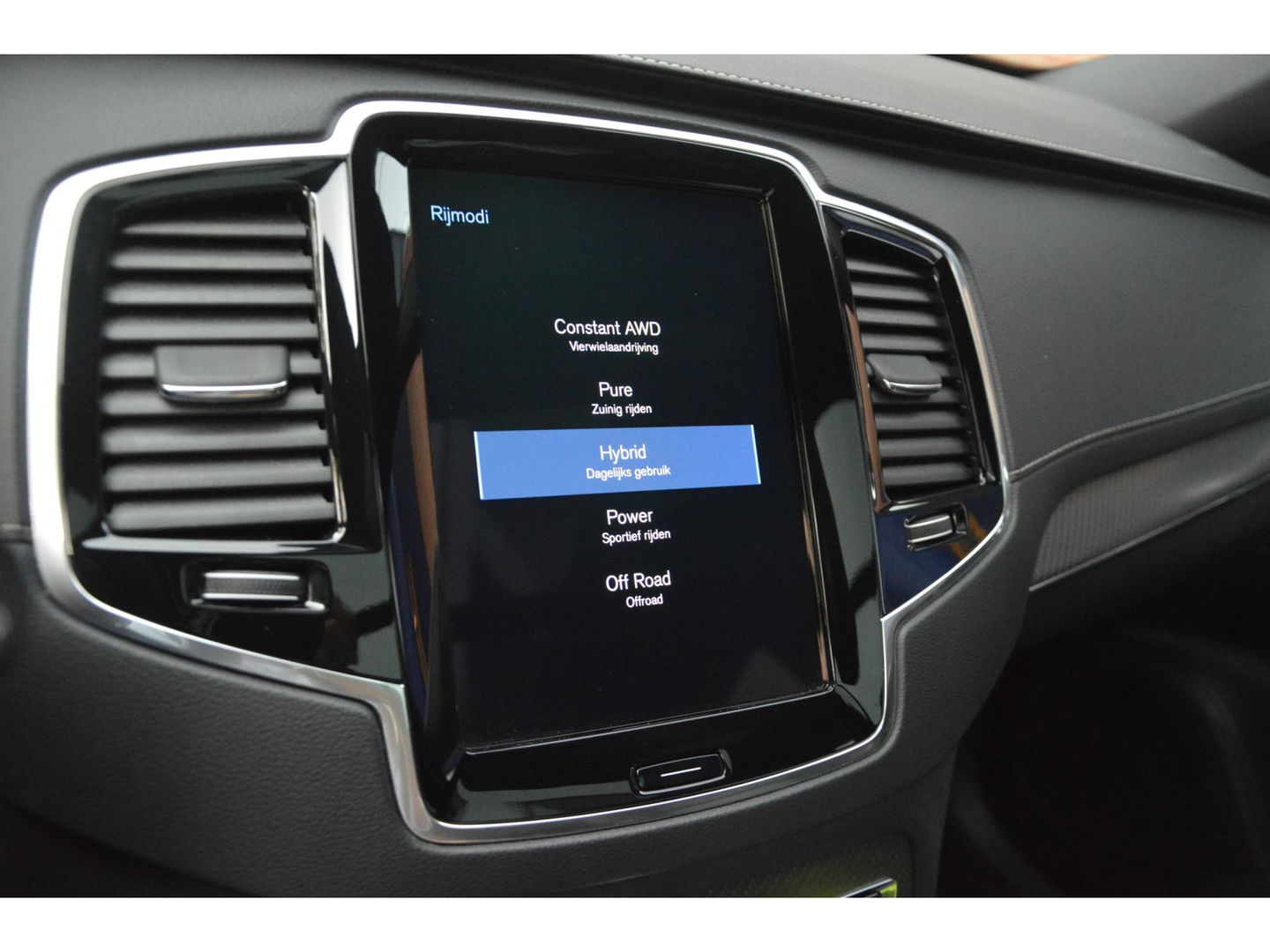 Volvo XC90 T8 Hybride R-Design | Carbon interieur | Massage stoelen | Panoramadak | 360 Camera | Head-Up Display |