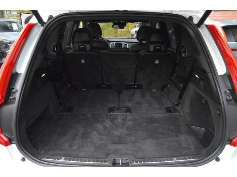 Volvo XC90 T8 Hybride R-Design | Carbon interieur | Massage stoelen | Panoramadak | 360 Camera | Head-Up Display |