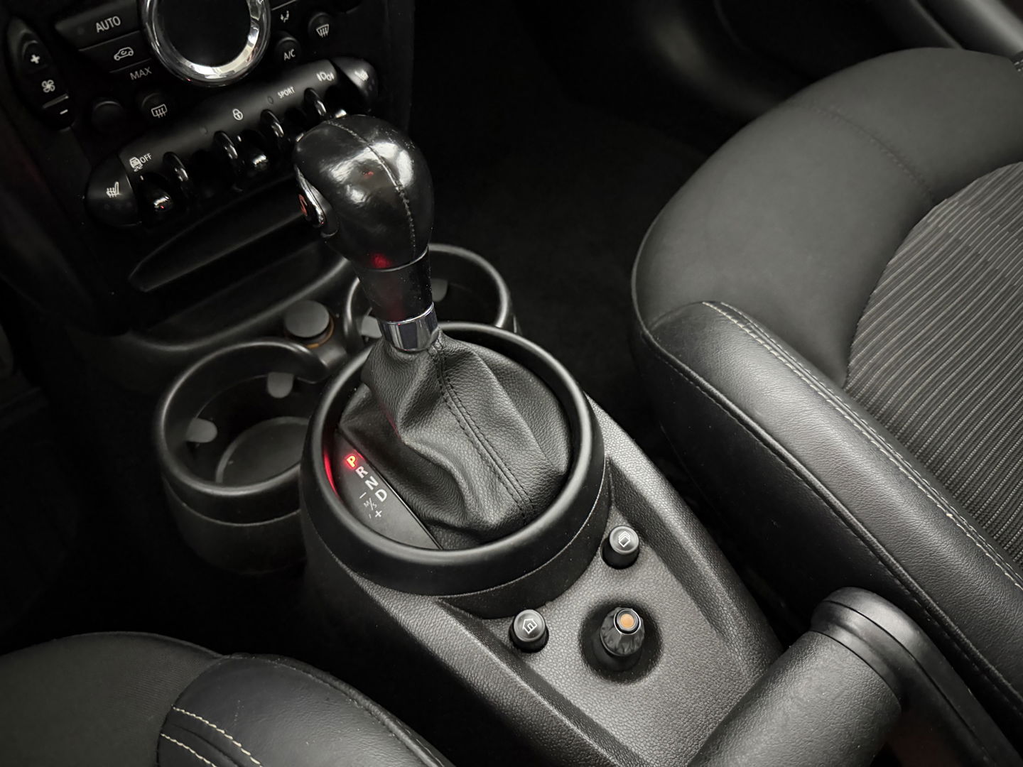 MINI Countryman 1.6 Cooper S ALL4 Chili | 191PK | LED | Clima | Cruise | Navi | Parkeersens. | Stoelverw.