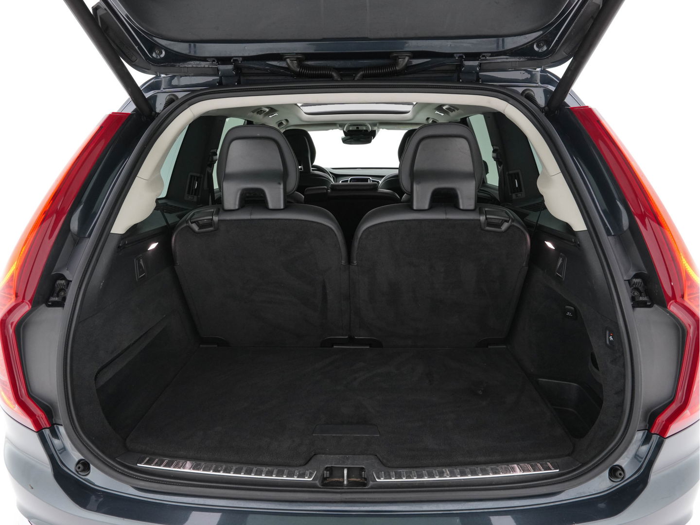 Volvo XC90 2.0 T8 Twin Engine Inscription AWD { 7-Pers } (INCL-BTW) Aut. *PANO | NAPPA-LEATHER | FULL-LED | MEMORY-PACK | KEYLESS | DAB | NAVI-FULLMAP | CAMERA | DIGI-COCKPIT | SPORT-SEATS | 22"ALU*