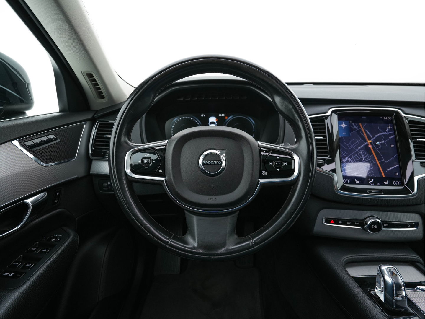 Volvo XC90 2.0 T8 Twin Engine Inscription AWD { 7-Pers } (INCL-BTW) Aut. *PANO | NAPPA-LEATHER | FULL-LED | MEMORY-PACK | KEYLESS | DAB | NAVI-FULLMAP | CAMERA | DIGI-COCKPIT | SPORT-SEATS | 22"ALU*