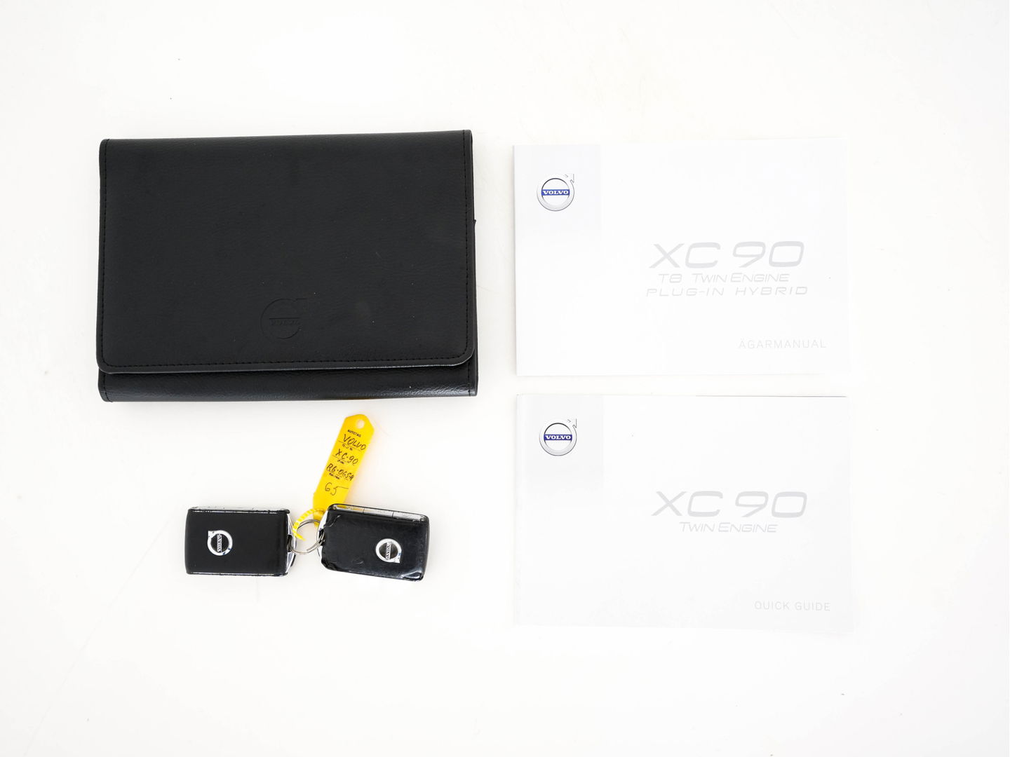 Volvo XC90 2.0 T8 Twin Engine Inscription AWD { 7-Pers } (INCL-BTW) Aut. *PANO | NAPPA-LEATHER | FULL-LED | MEMORY-PACK | KEYLESS | DAB | NAVI-FULLMAP | CAMERA | DIGI-COCKPIT | SPORT-SEATS | 22"ALU*