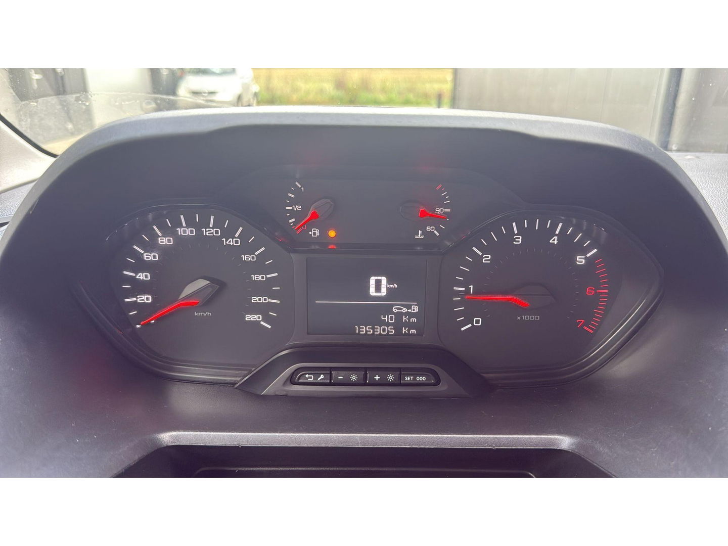 Peugeot Partner 1.2 Airco 3 Persoons Benzine