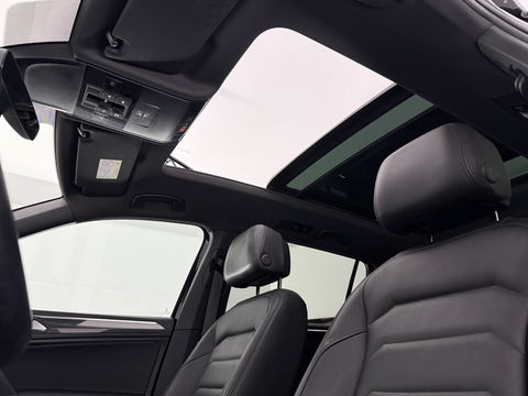 Volkswagen Tiguan Allspace 1.5 TSI R-Line 7p. | Pano | Massage | Virtual | Camera | Trekh. | Carplay | Adaptive Cruise | Keyless | NAP
