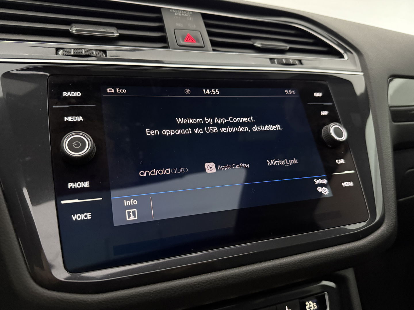 Volkswagen Tiguan Allspace 1.5 TSI R-Line 7p. | Pano | Massage | Virtual | Camera | Trekh. | Carplay | Adaptive Cruise | Keyless | NAP